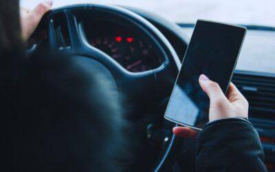 Distracted Driving: Dangers and Precautions